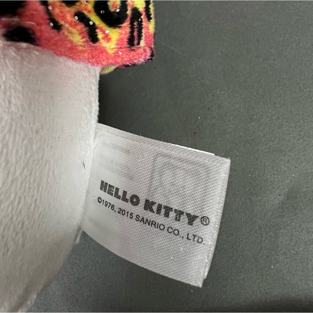 ❌SOLD❌ Hello Kitty 11” Plushie Stuffed Animal - Picture 3 of 4